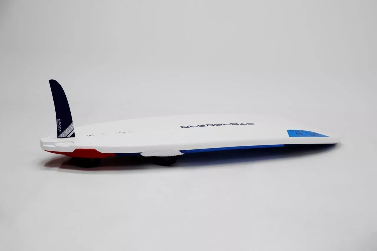 Доска для виндсерфинга Starboard Carve Starlite Carbon 109 (2025) вид 5