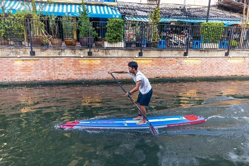 Надувная детская SUP доска Starboard 12'6”х21”х4.75” SUP Kid Racer Deluxe SC (2022/2023) вид 9