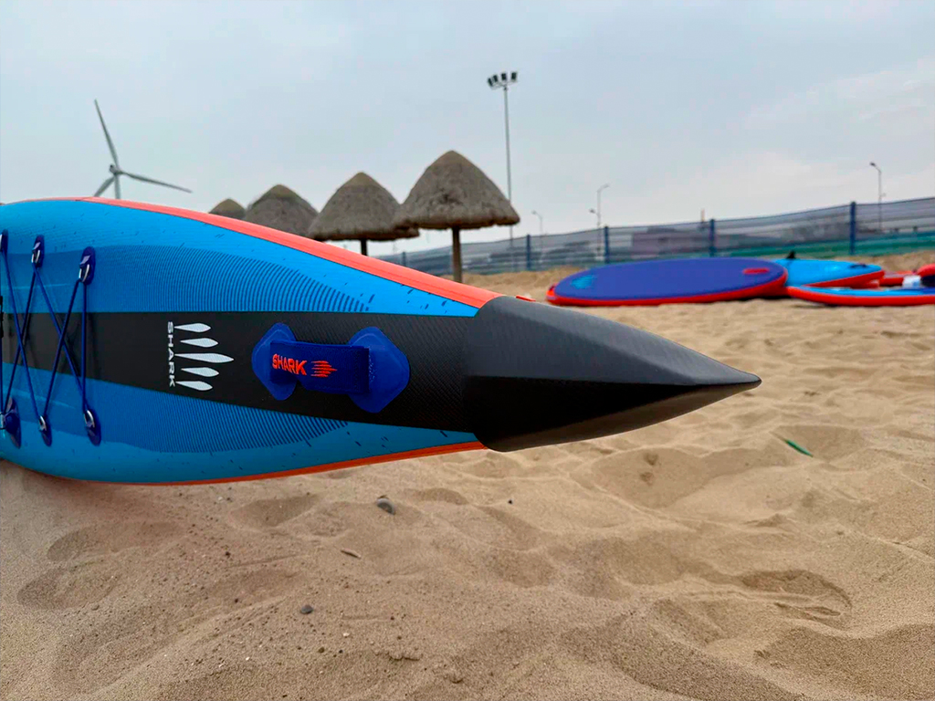 Носовой обтекатель Shark 2025.jpg Носовой обтекатель Shark 2025.jpg