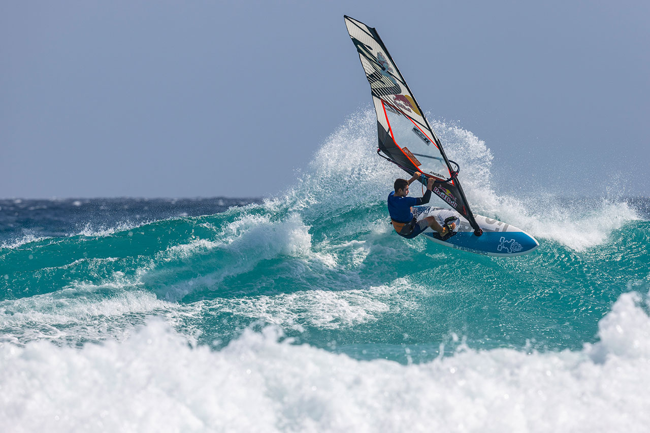 Windsurfing Liam Dunkerbeck.jpg