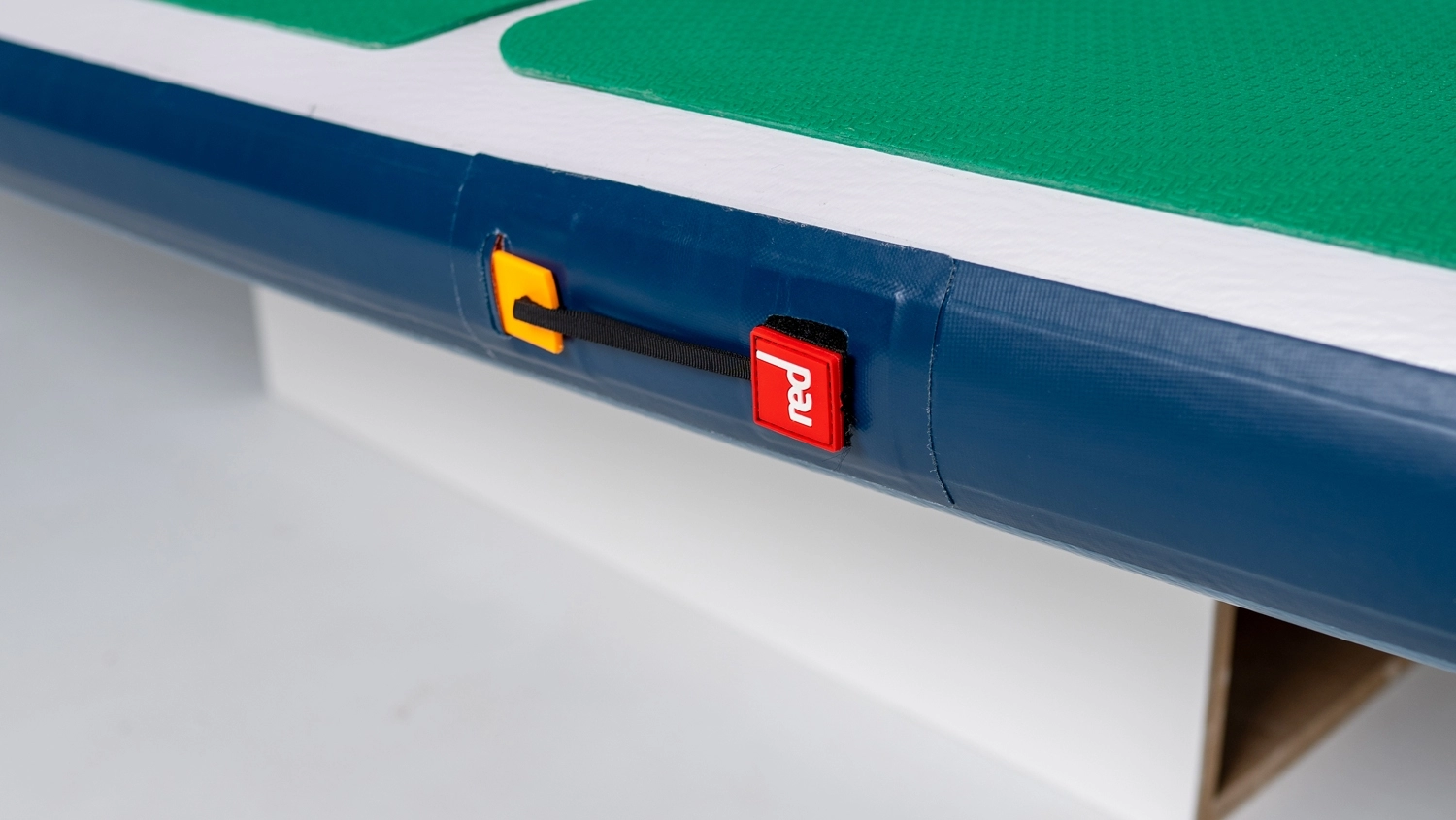 Доска SUP надувная RED PADDLE 12'0"x32" Compact Package 2024 вид 7