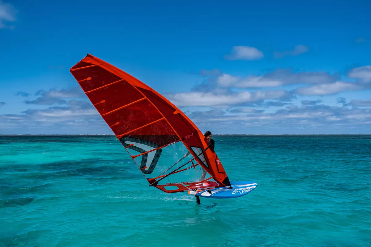 Foil-Slalom Windsurf-Board.jpg Foil-Slalom Windsurf-Board.jpg