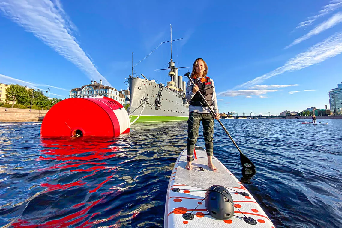 SUP Питер: прогулка к Авроре SUP в Питере: маршрут к Авроре